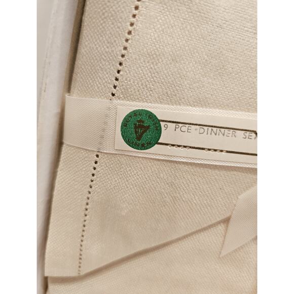 Vintage Irish Linen 64x84 Banquet Tablecloth & 8 Matching Napkins Ivory In Box - Picture 5 of 9